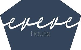 Eveve'S House